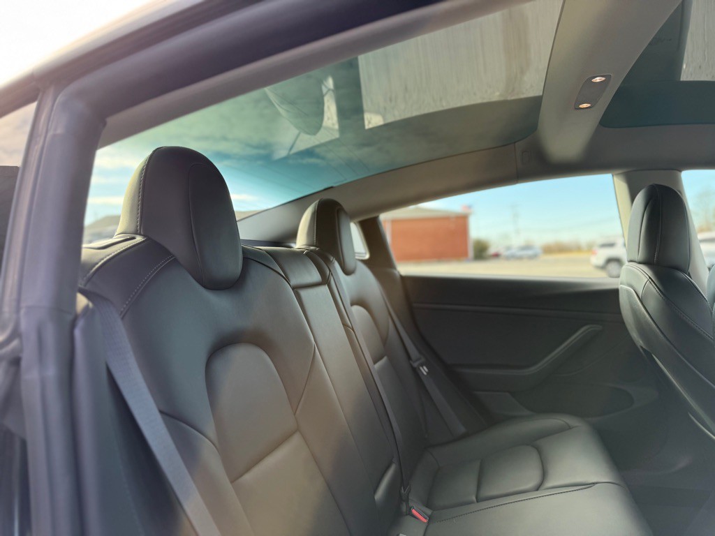 2022 Tesla Model 3 Image 26