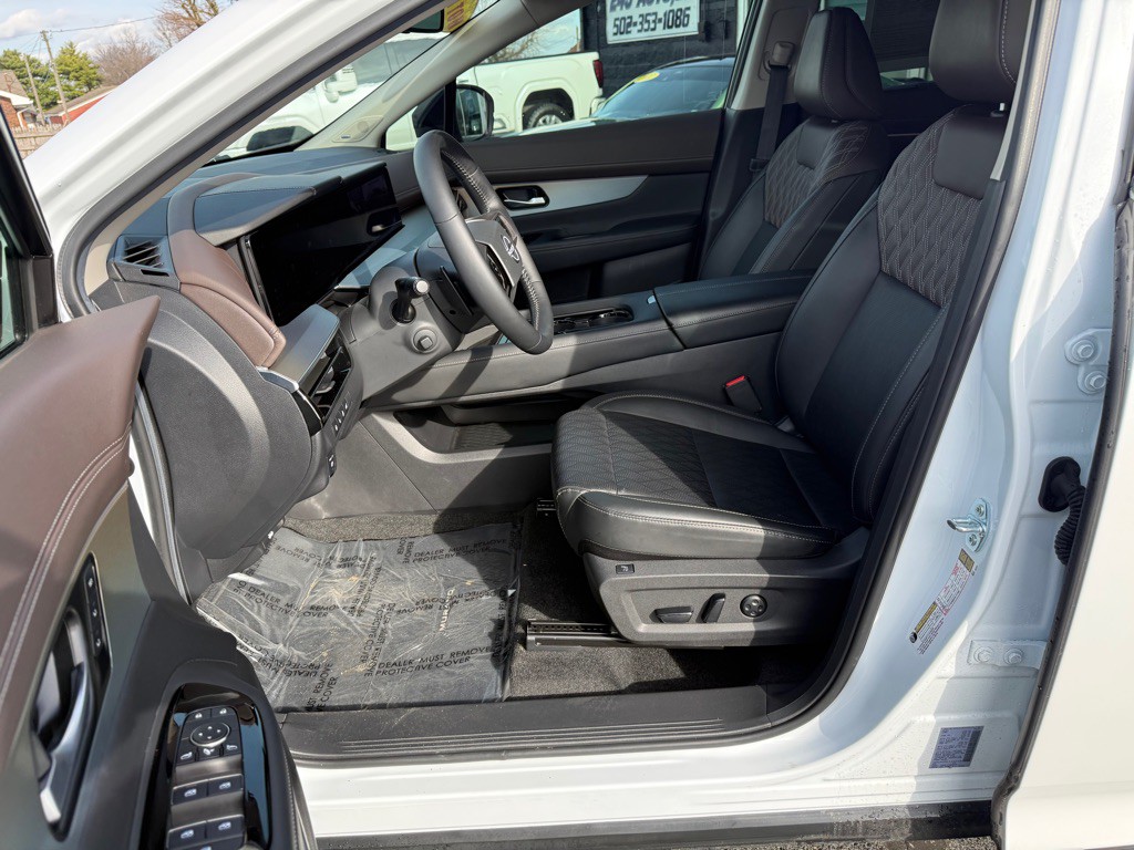 2025 Nissan Murano Image 11