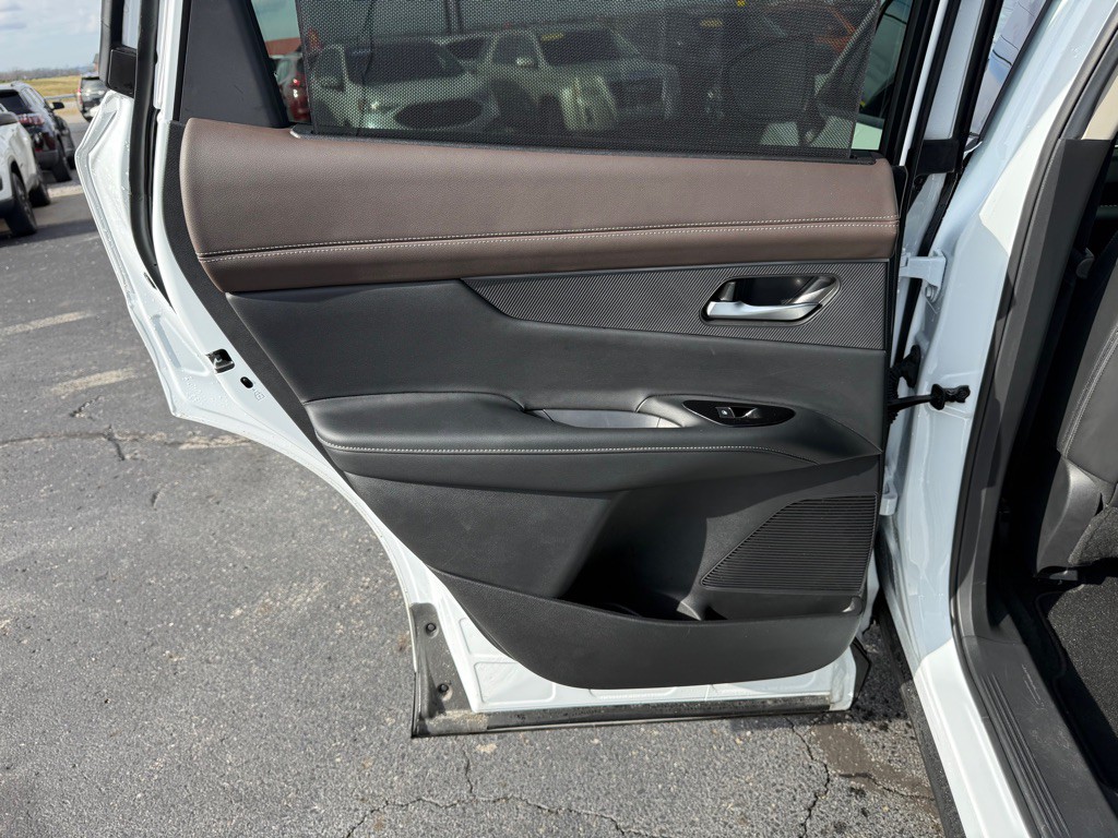 2025 Nissan Murano Image 24