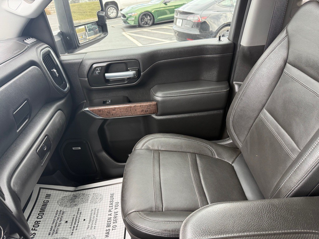 2021 GMC Sierra Image 17