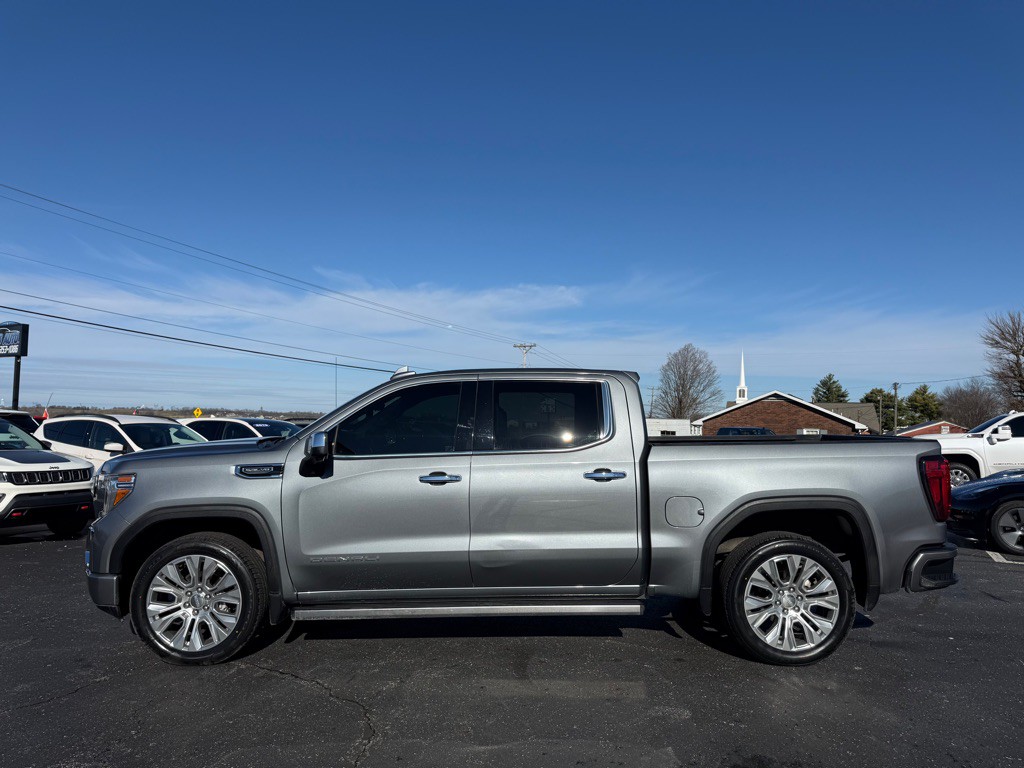 2020 GMC Sierra Image 2