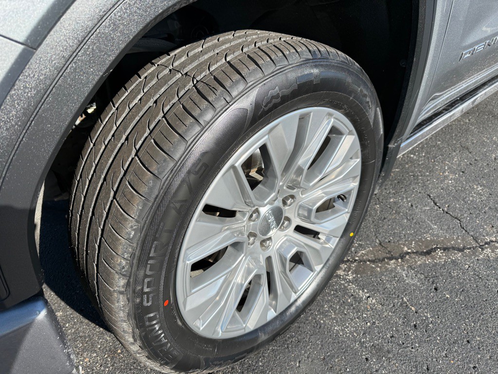 2020 GMC Sierra Image 7