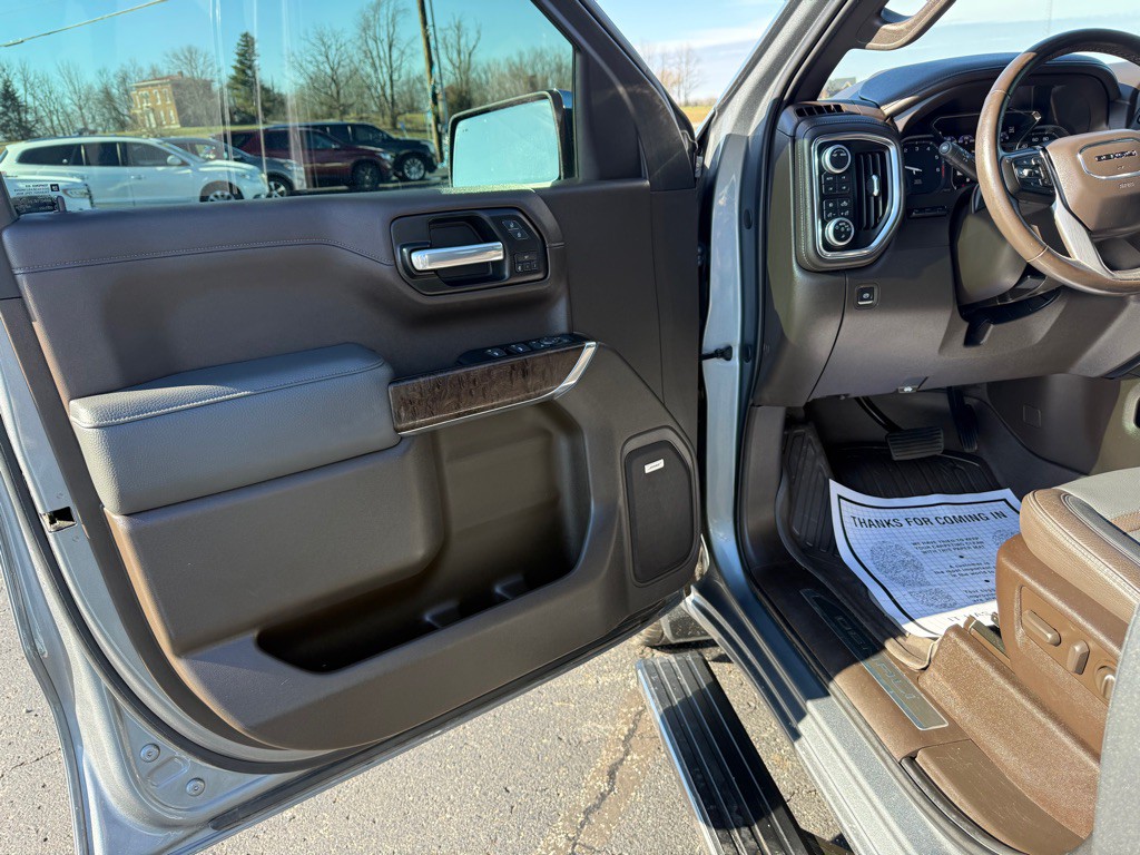 2020 GMC Sierra Image 8