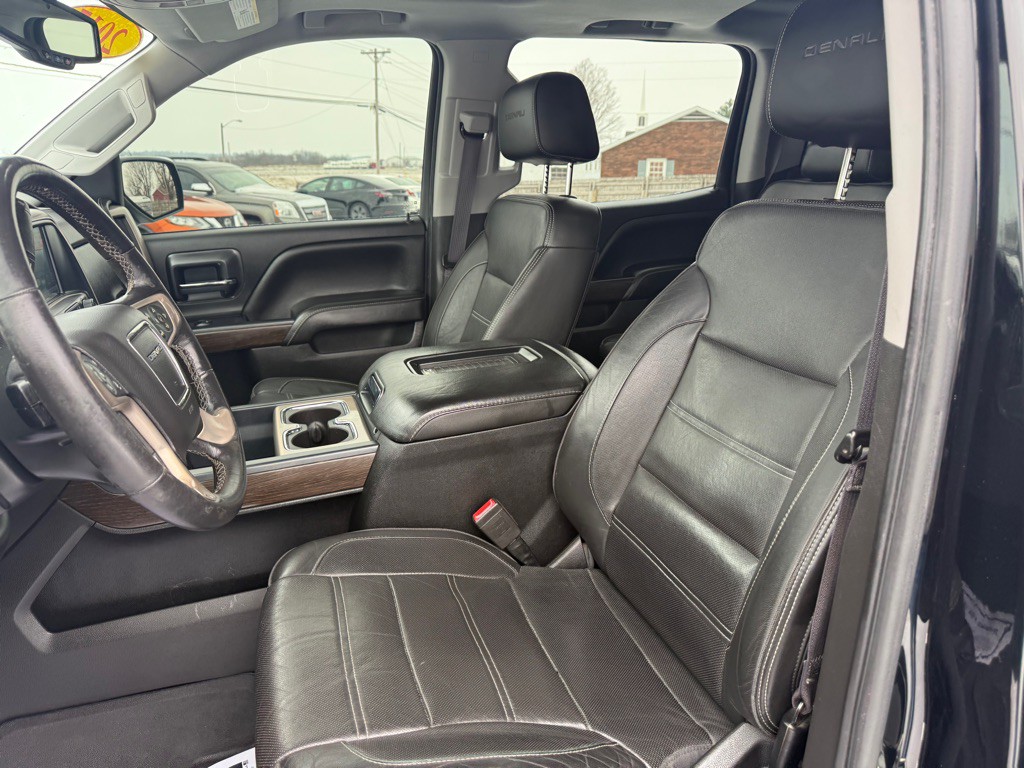 2017 GMC Sierra Image 11