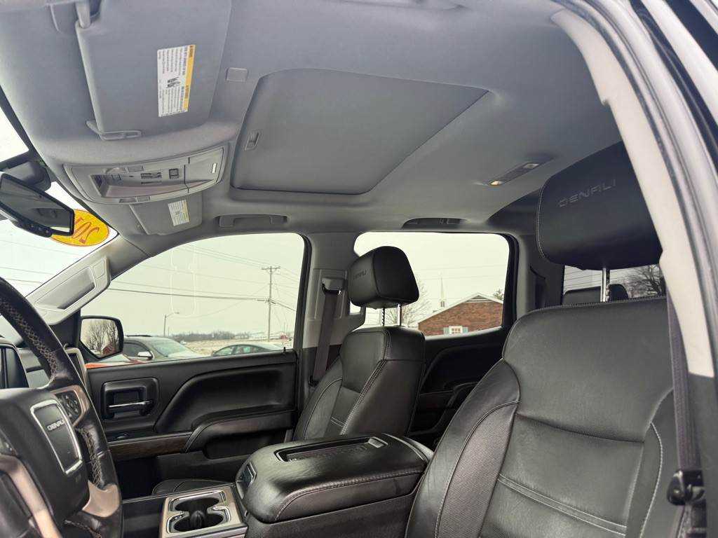 2017 GMC Sierra Image 12