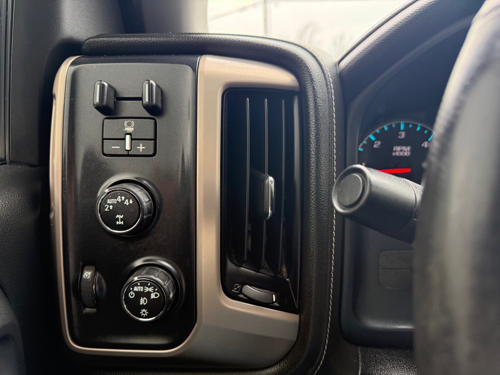 2017 GMC Sierra Image 15