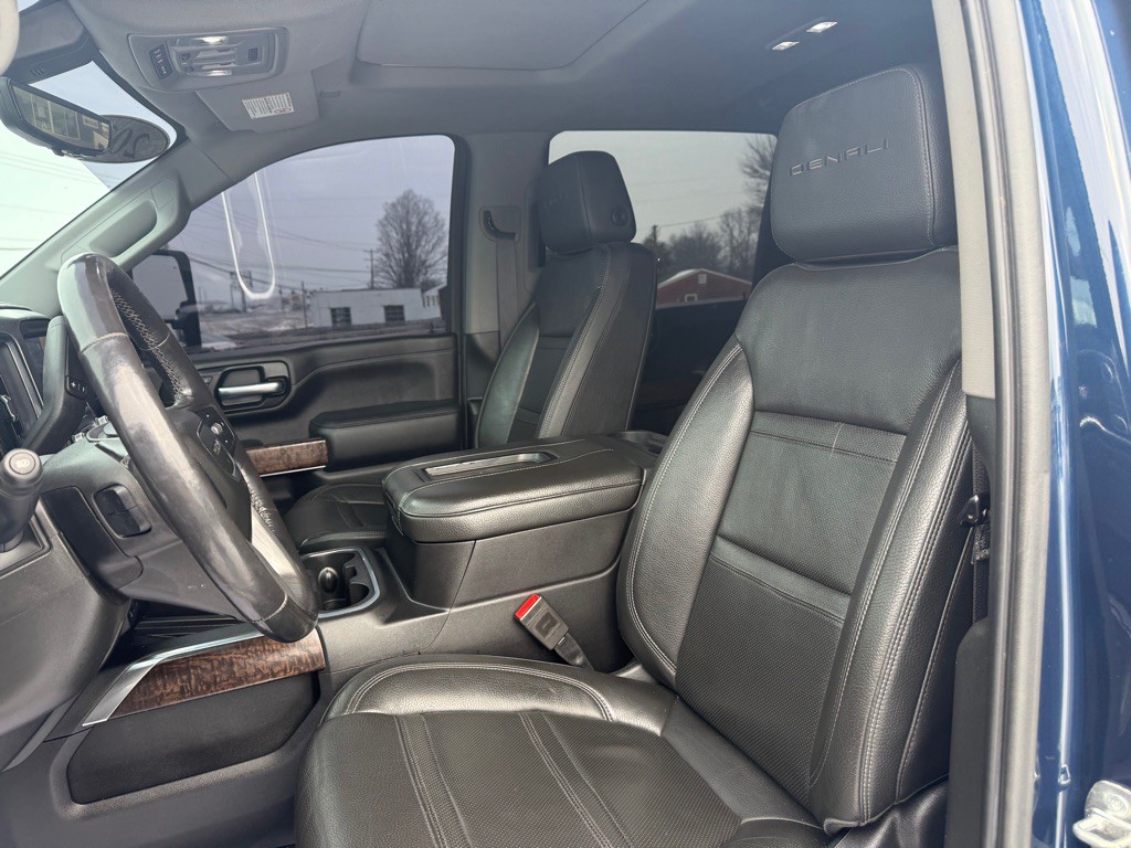 2020 GMC Sierra Image 12