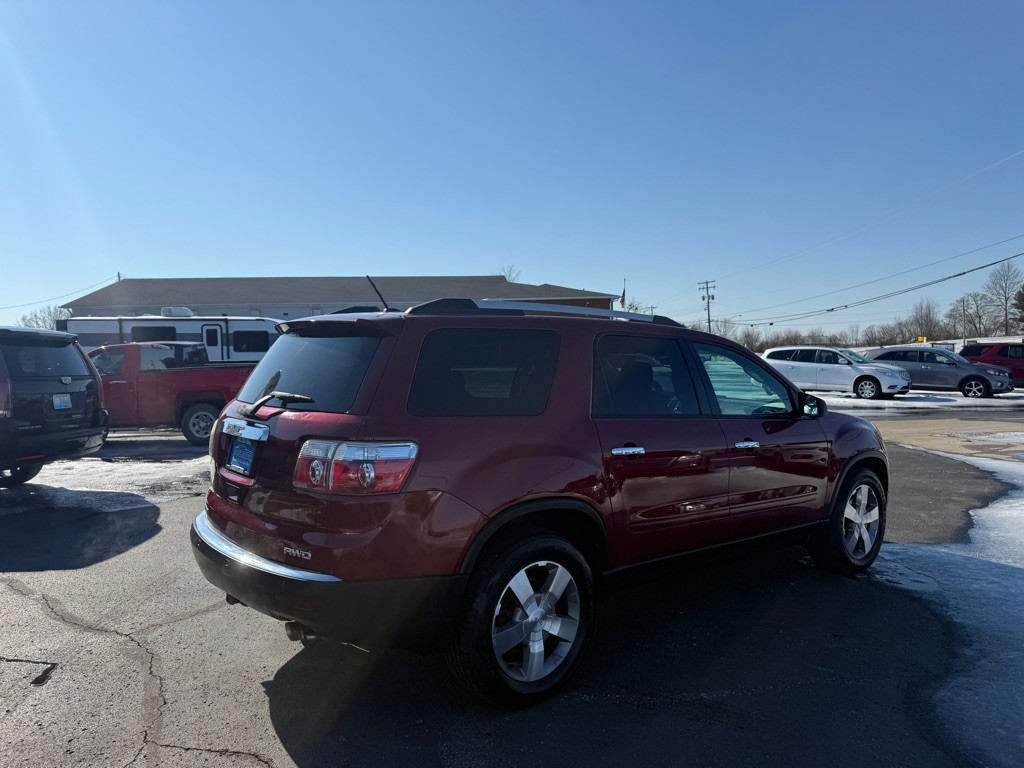 2010 GMC Acadia Image 6