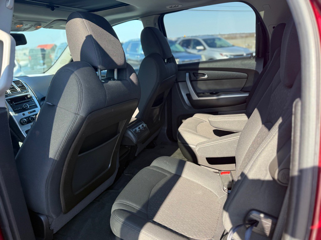 2010 GMC Acadia Image 23