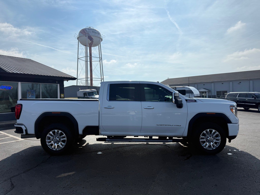 2020 GMC Sierra Image 8