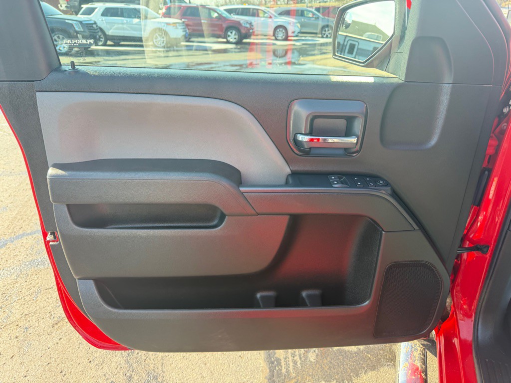 2018 Chevrolet Silverado 1500 Image 9