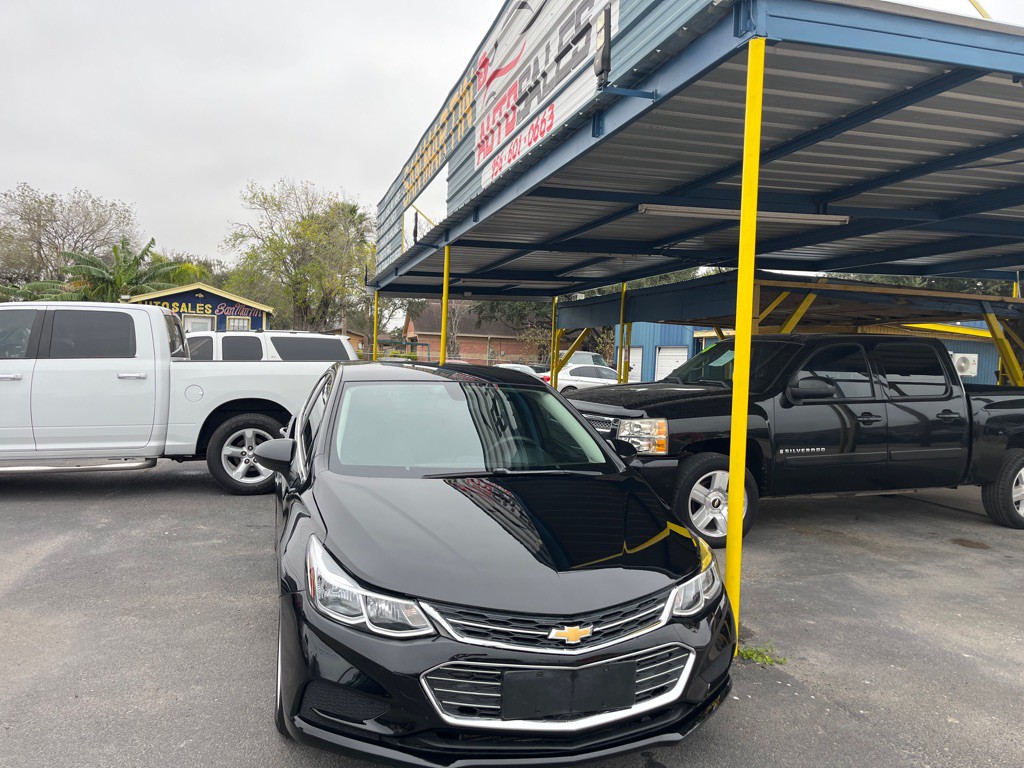 2018 Chevrolet Cruze Image 1