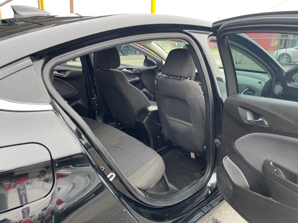2018 Chevrolet Cruze Image 7