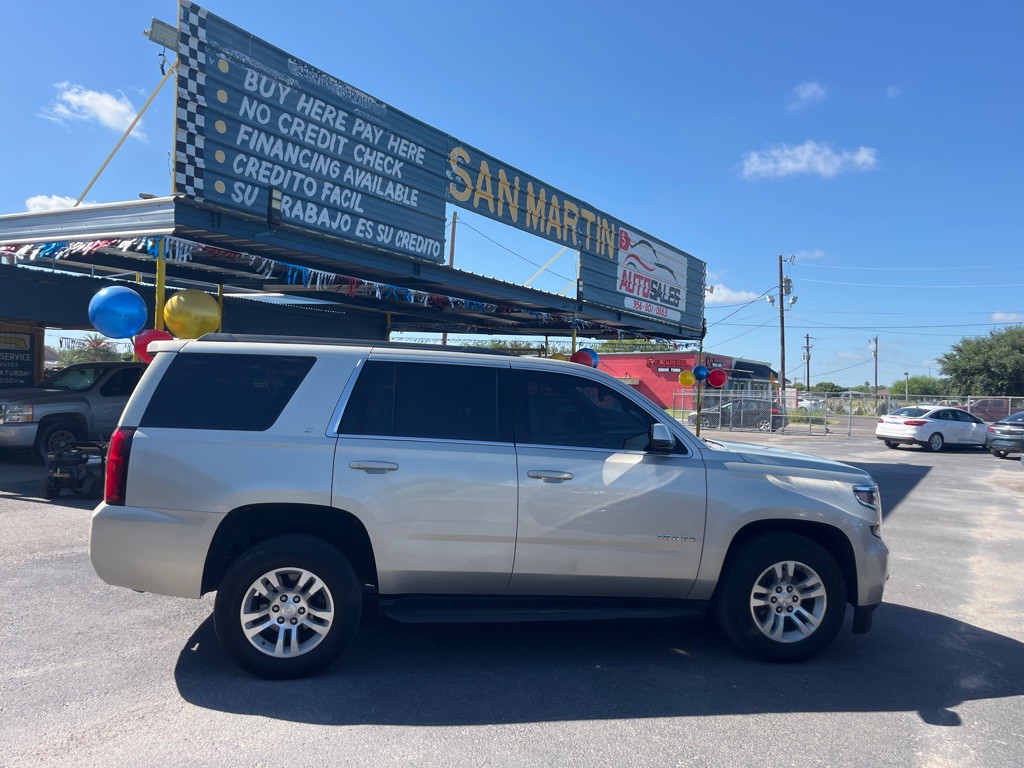 2016 Chevrolet Tahoe Image 2