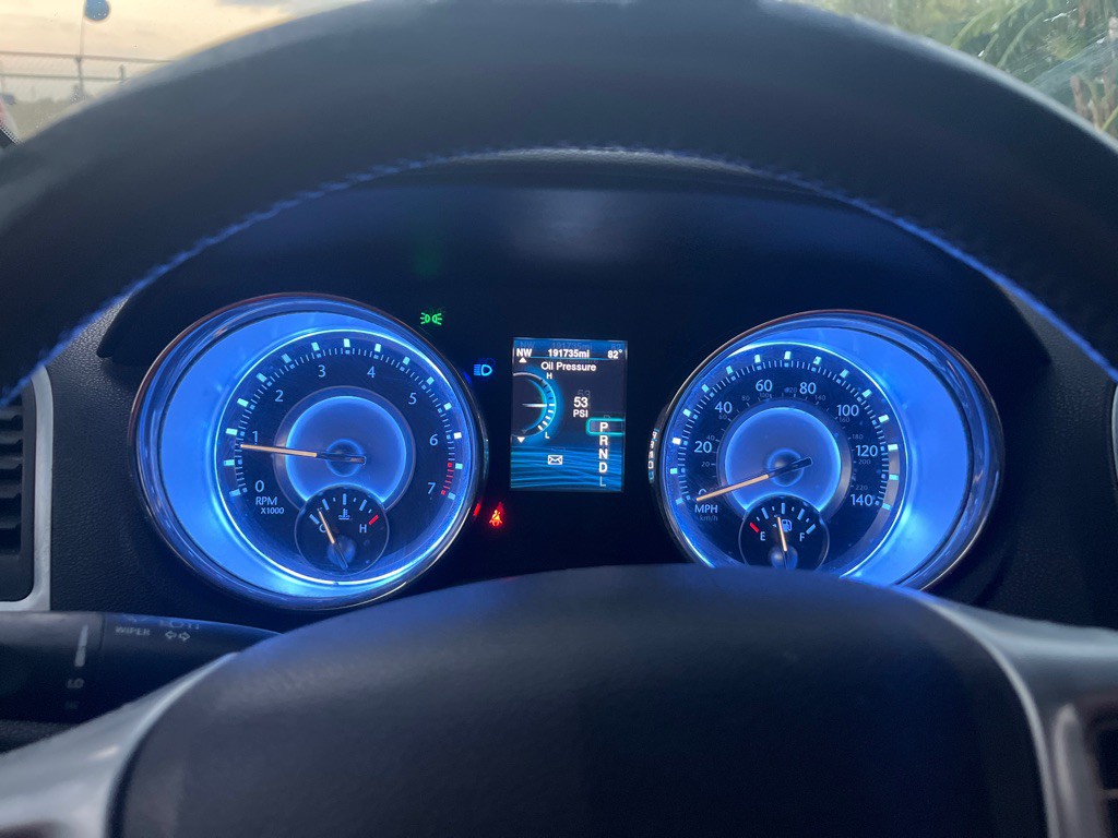 2014 Chrysler 300 Image 5