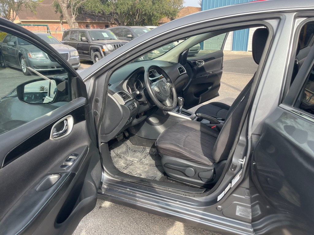 2019 Nissan Sentra Image 5