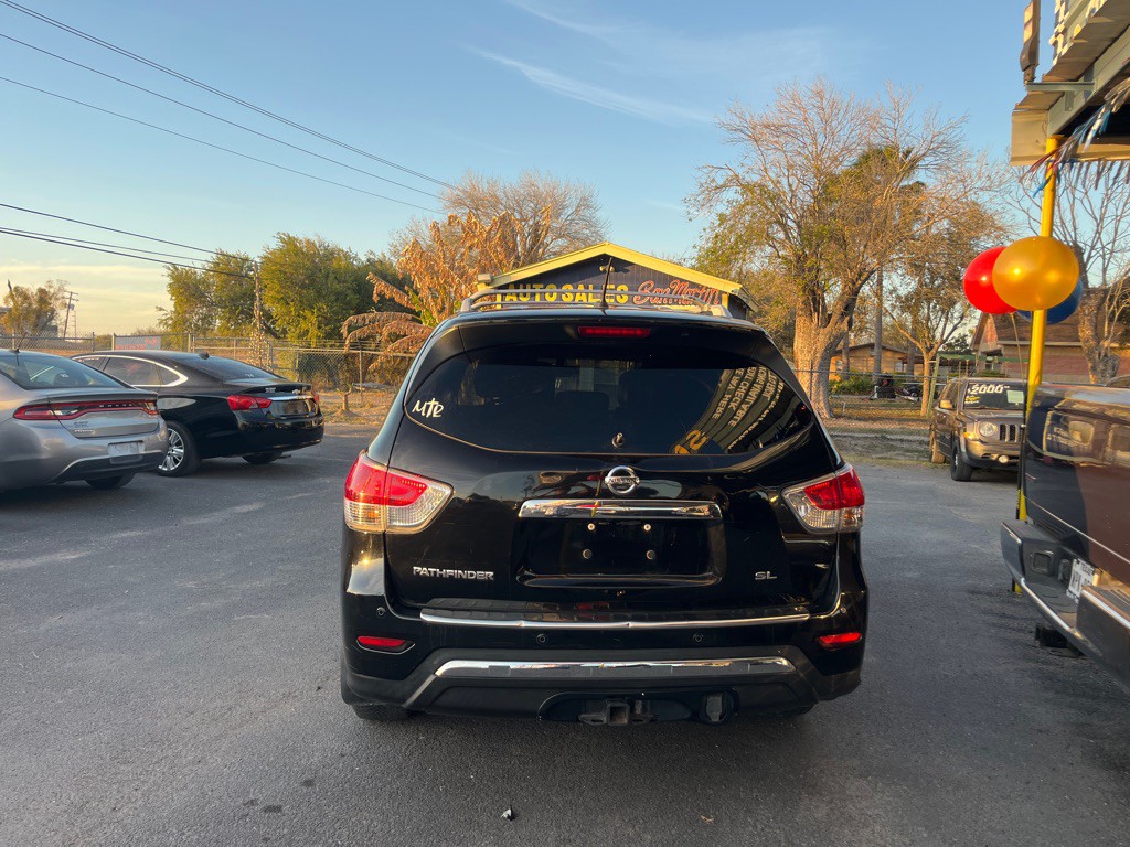 2014 Nissan Pathfinder Image 4