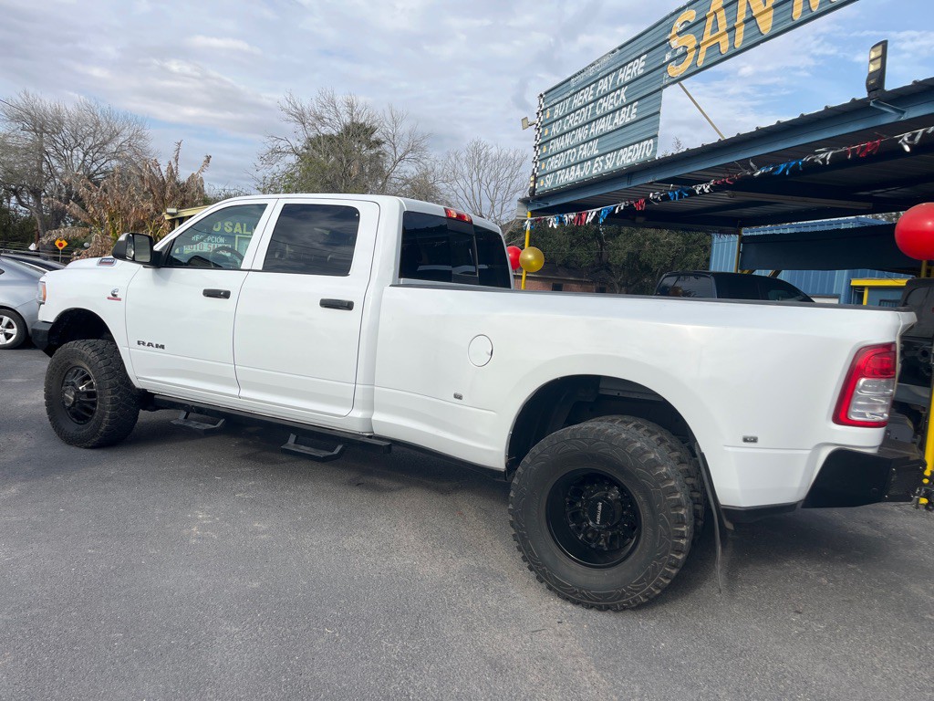 2021 RAM 3500 Image 5
