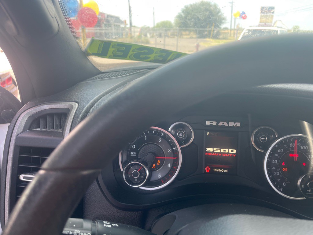2021 RAM 3500 Image 6