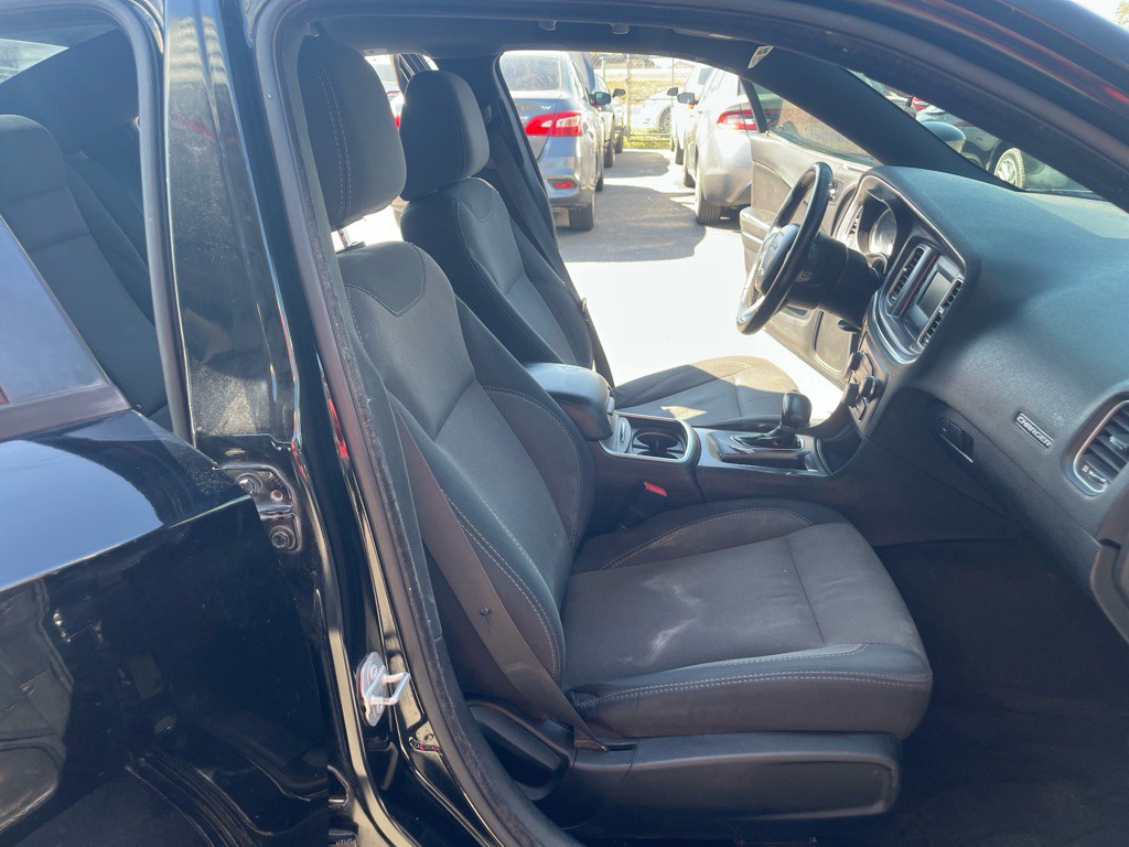 2016 Dodge Charger Image 8