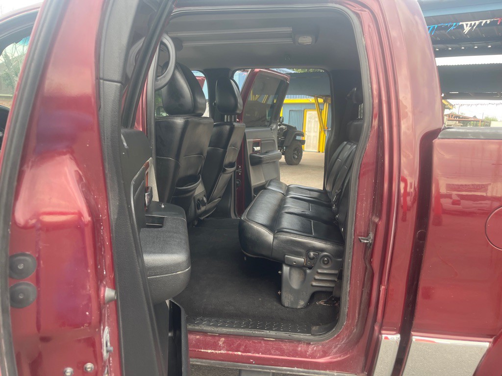 2006 Lincoln Mark LT Image 8