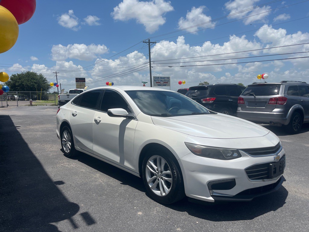 2017 Chevrolet Malibu Image 4