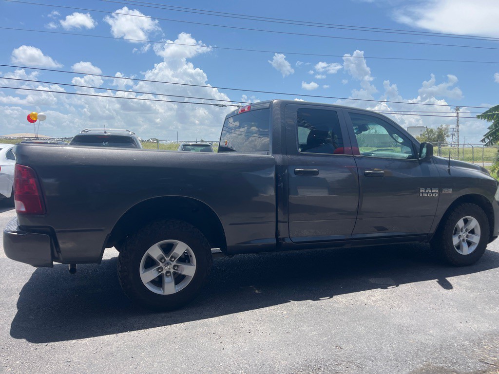 2016 RAM 1500 Image 3