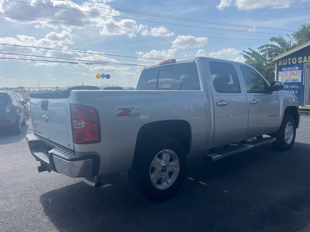 2010 Chevrolet Silverado 1500 Image 4