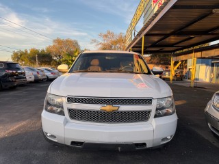 Image for 2014 Chevrolet Suburban LT ID: 7601883