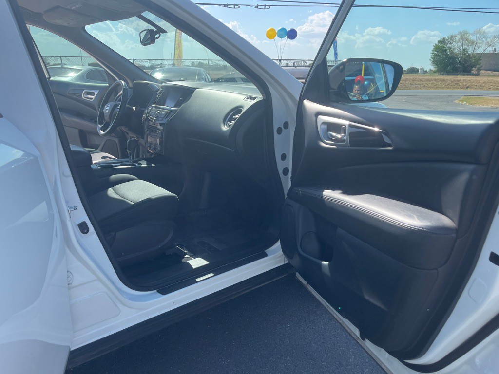 2018 Nissan Pathfinder Image 7