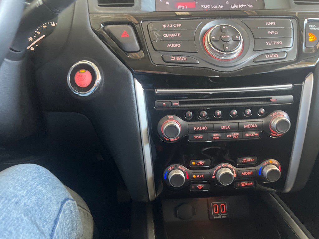 2018 Nissan Pathfinder Image 17