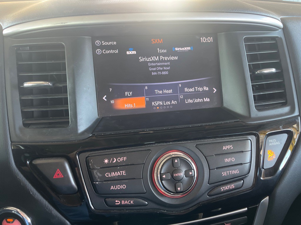 2018 Nissan Pathfinder Image 18