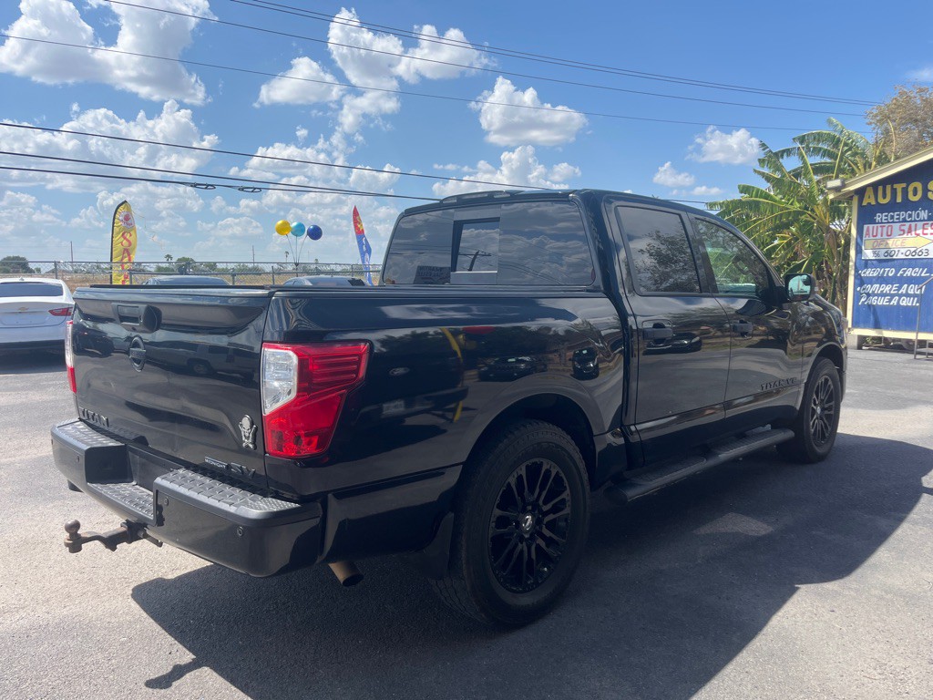 2018 Nissan Titan Image 4