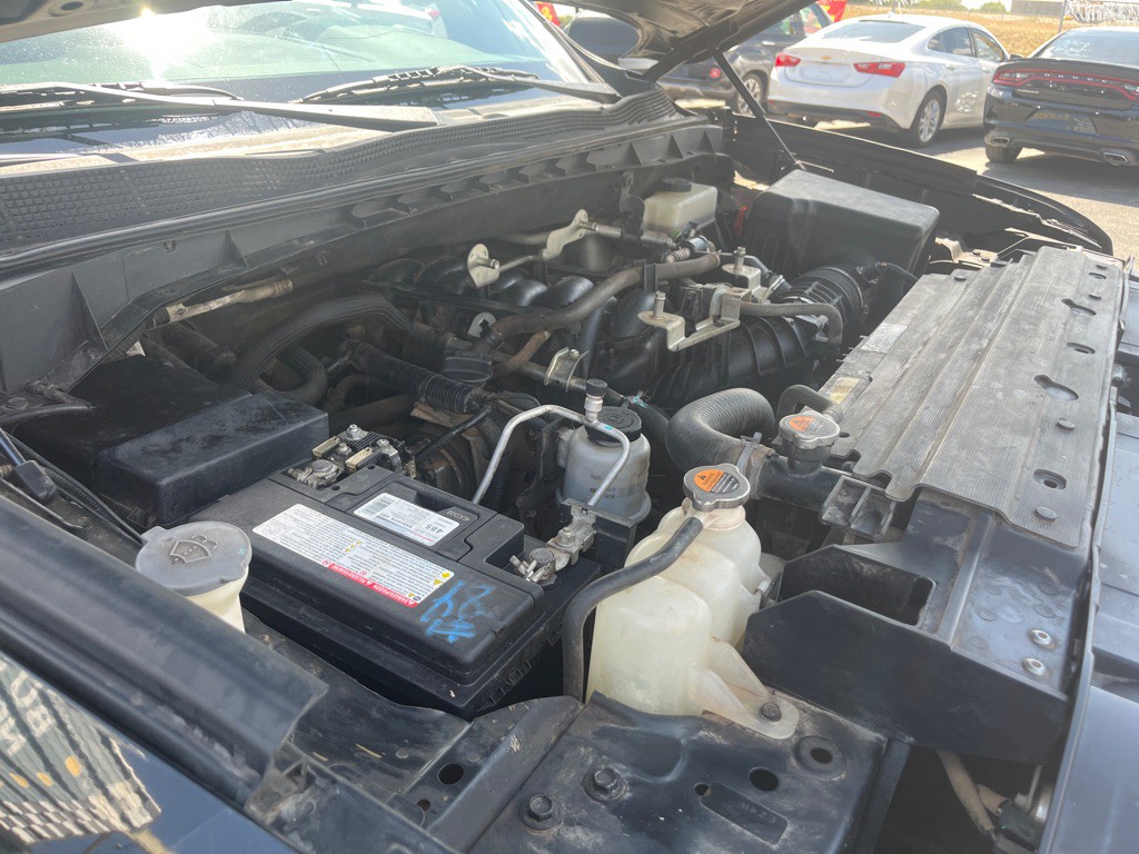 2018 Nissan Titan Image 16