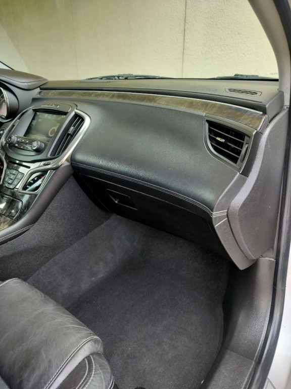 2014 Buick Lacrosse Image 25