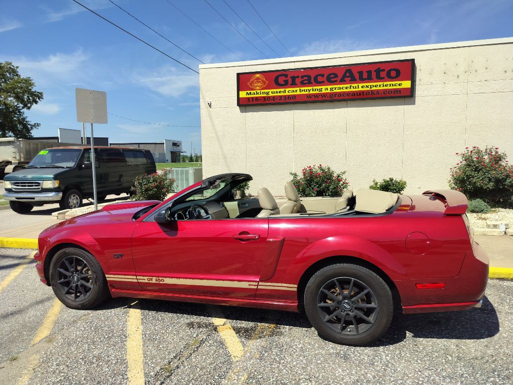 2008 Ford Mustang Image 3