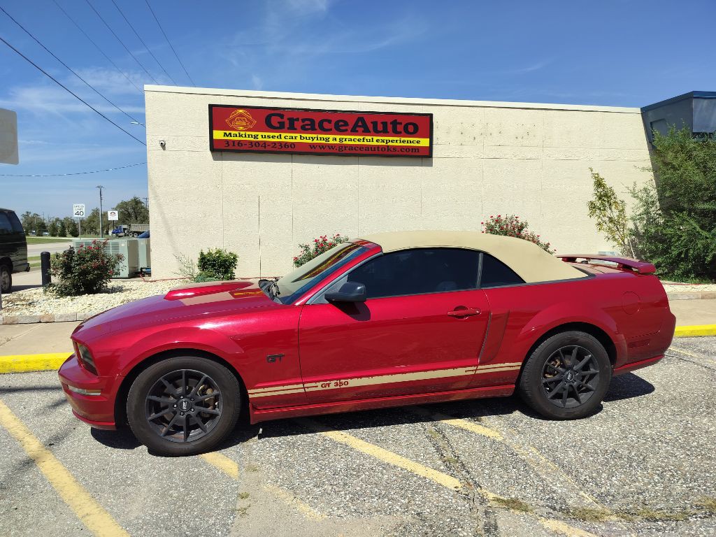 2008 Ford Mustang Image 10