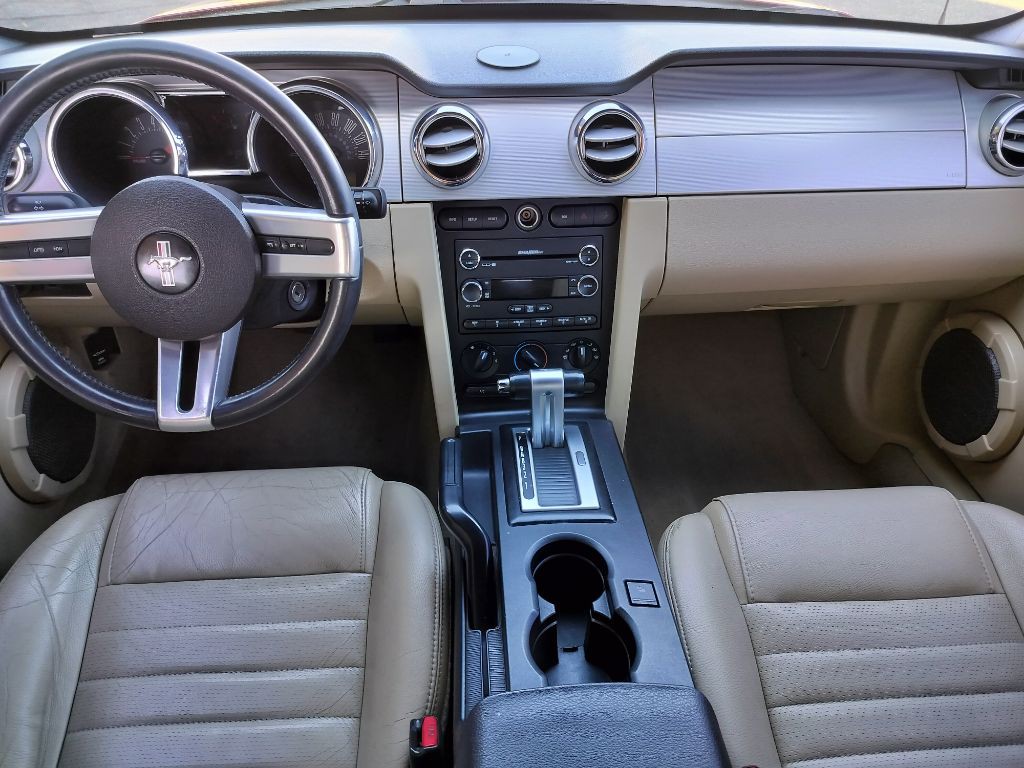2008 Ford Mustang Image 20