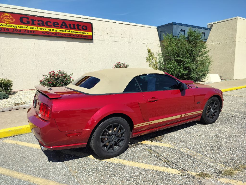 2008 Ford Mustang Image 37