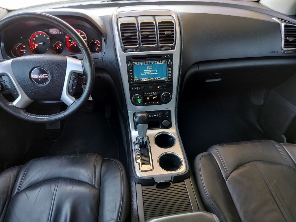 2011 GMC Acadia Image 10
