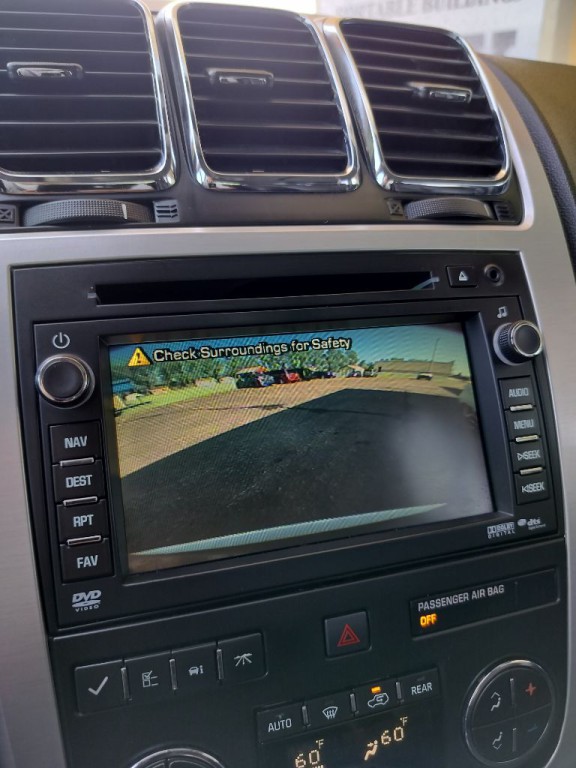 2011 GMC Acadia Image 12