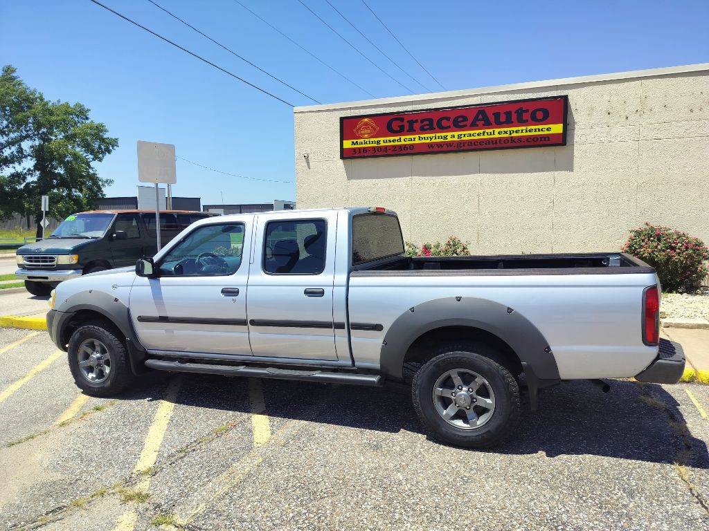 2002 Nissan Frontier Image 2
