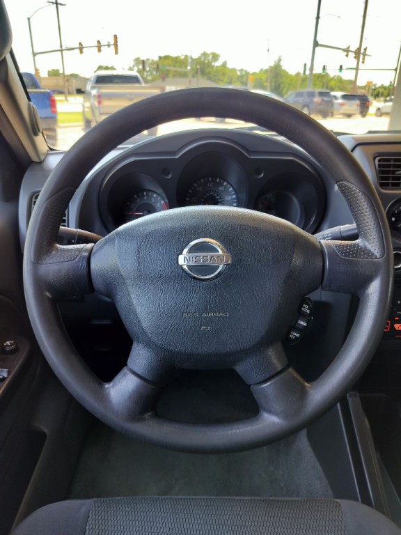 2002 Nissan Frontier Image 11