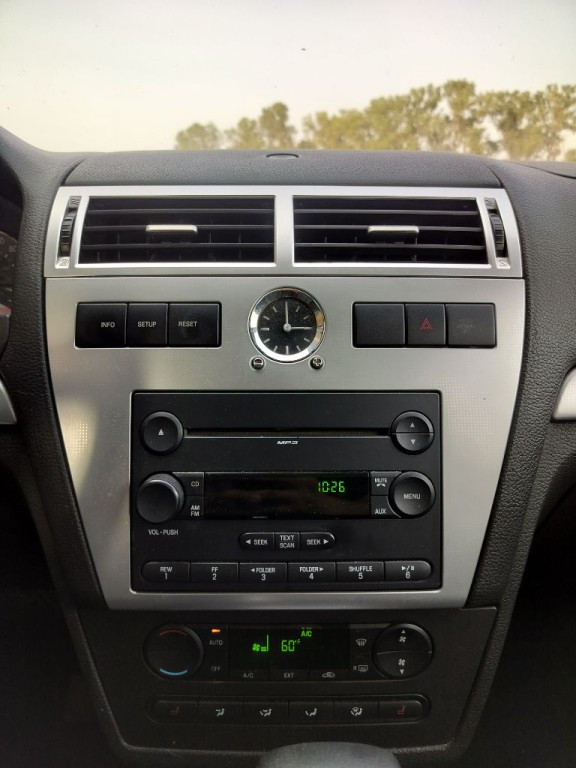 2006 Mercury Milan Image 14