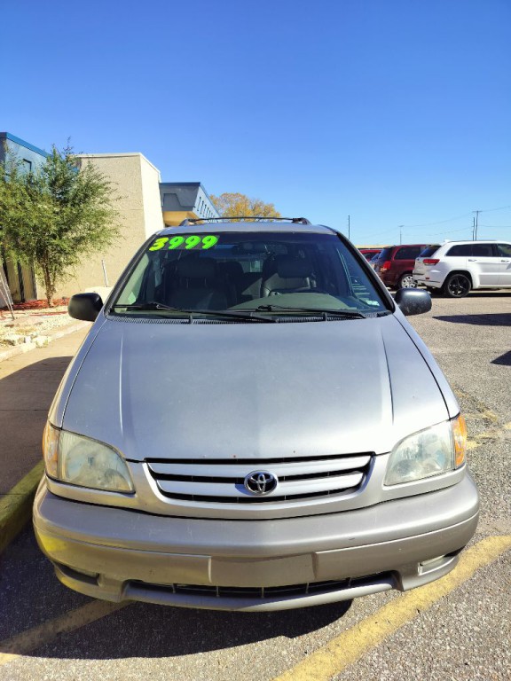 2001 Toyota Sienna Image 34