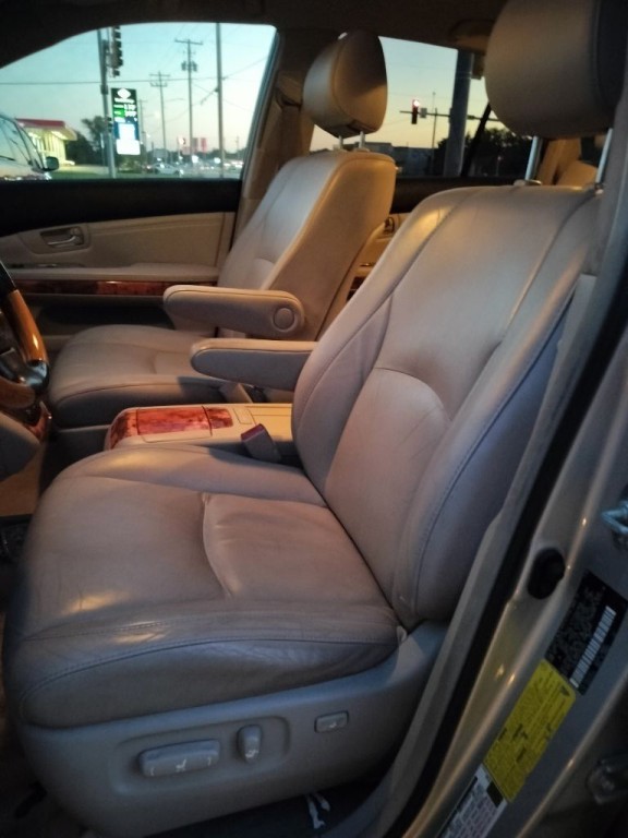 2007 Lexus RX Image 8