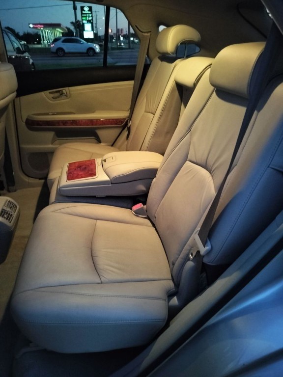 2007 Lexus RX Image 11
