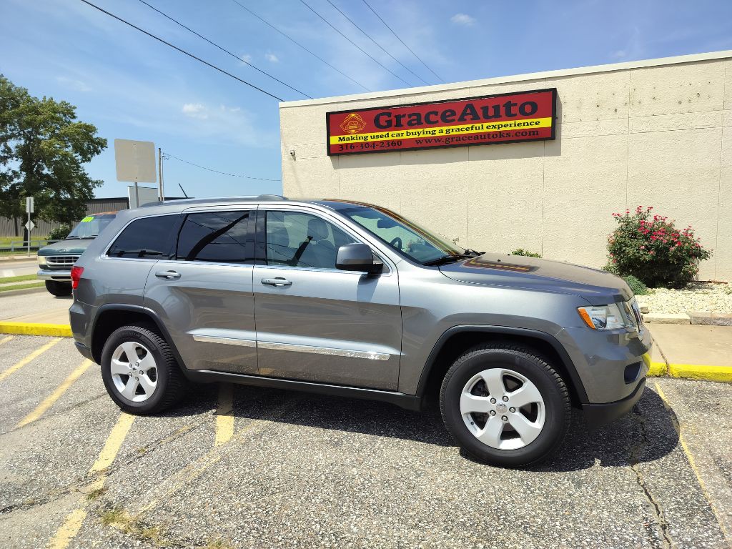 2012 Jeep Grand Cherokee Image 21