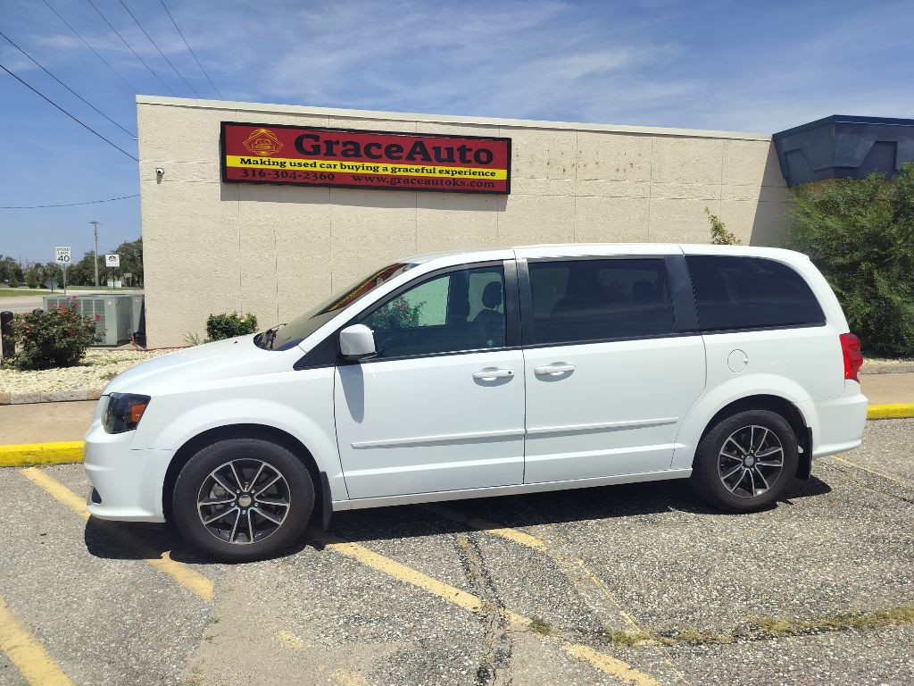 2017 Dodge Grand Caravan Image 5