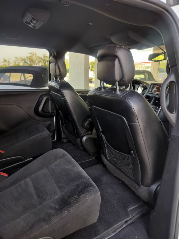 2017 Dodge Grand Caravan Image 32